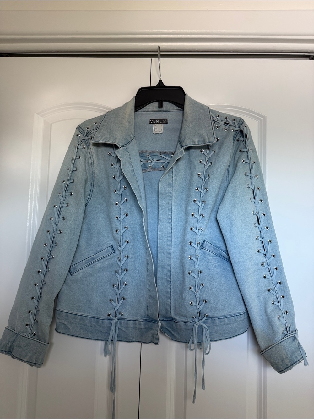 VENUS Light Wash Lace-Up Denim Jacket